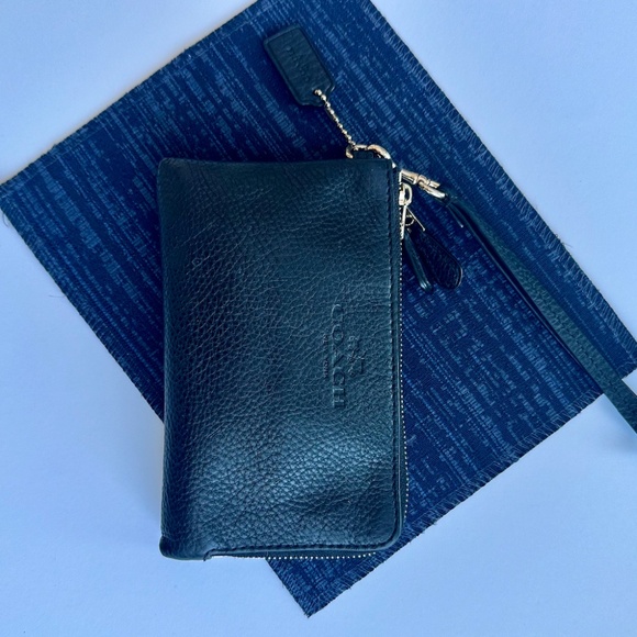 Coach Wristlet Leather Clutch Wallet - Picture 6 of 7